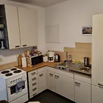 Apartment Neubeeren *